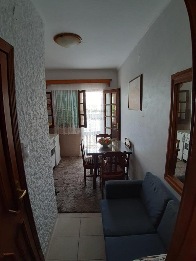 Apartment Ksenija Kotor Exterior foto